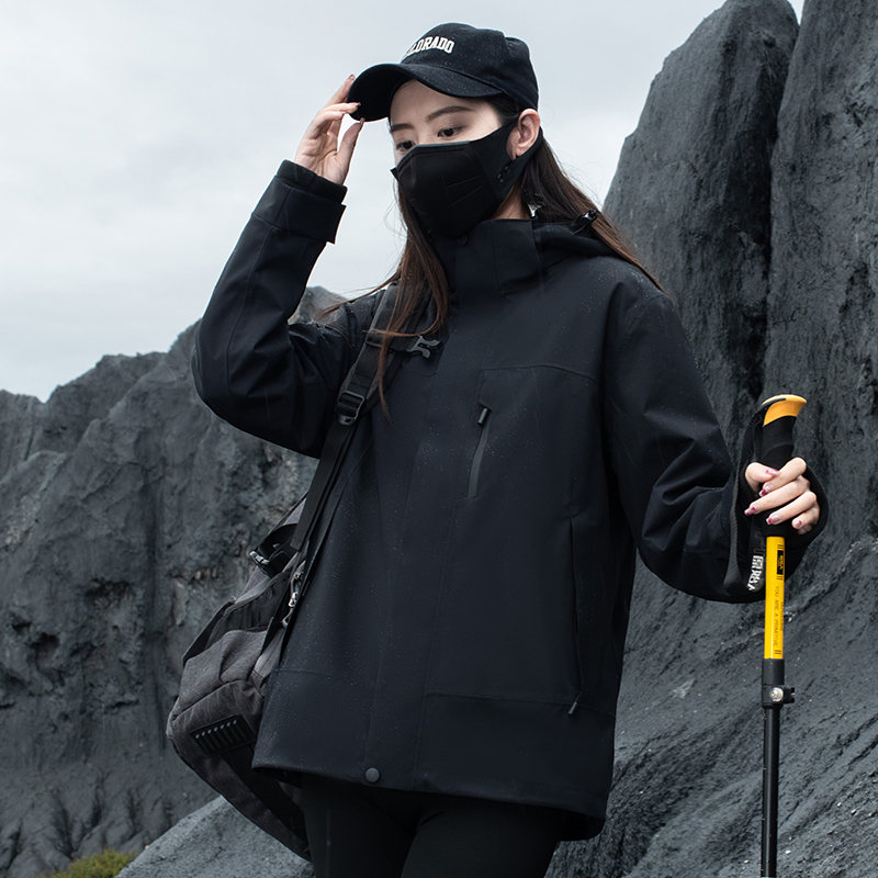 摇粒绒内胆三合一冲锋衣女款KW1-24579图3